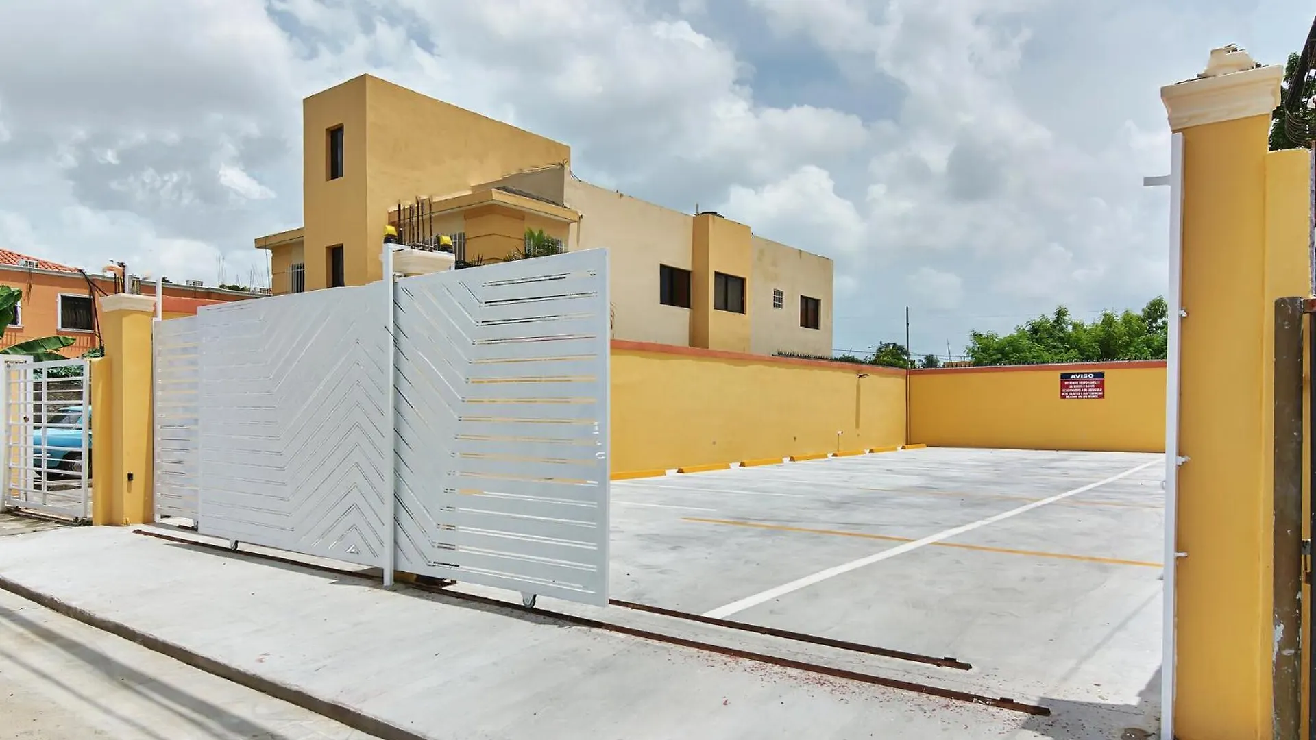 Bnb Family Vacation Rentals - Corales Del Sur - Santo Domingo Este La Viva Apartamento