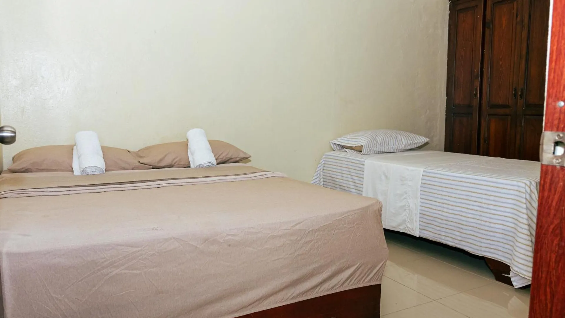 Bnb Family Vacation Rentals - Corales Del Sur - Santo Domingo Este La Viva